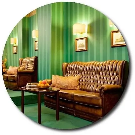 The Ascot 4* Kolonia