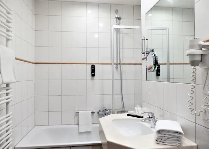 ذا أسكوت فندق 4*