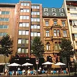 The Ascot Szálloda 4*