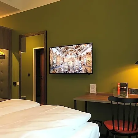 The Ascot Otel 4*
