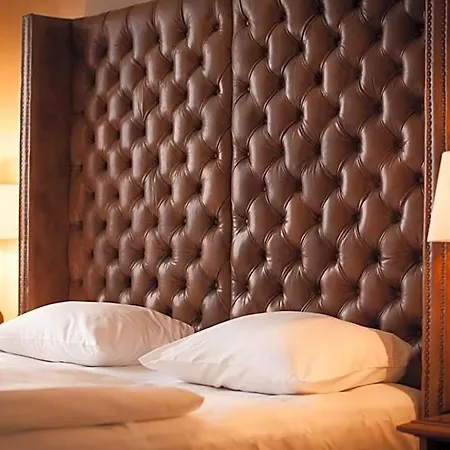 The Ascot Otel 4*