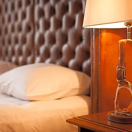 Hotel The Ascot 4*