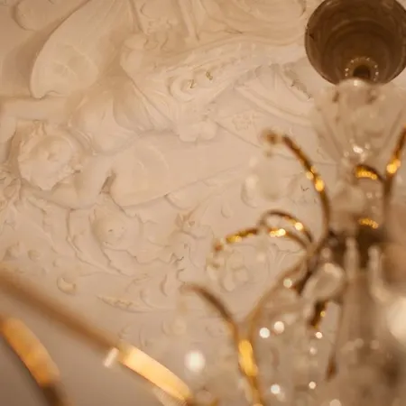 Hotel The Ascot Colónia