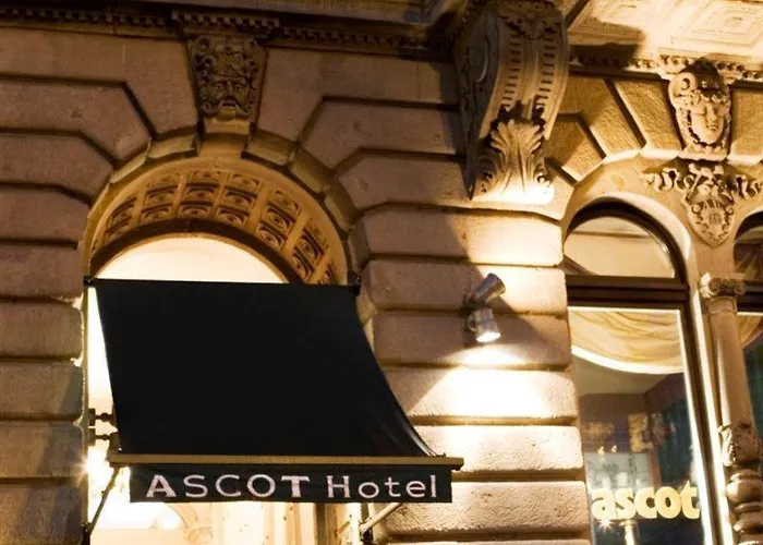 Отель The Ascot