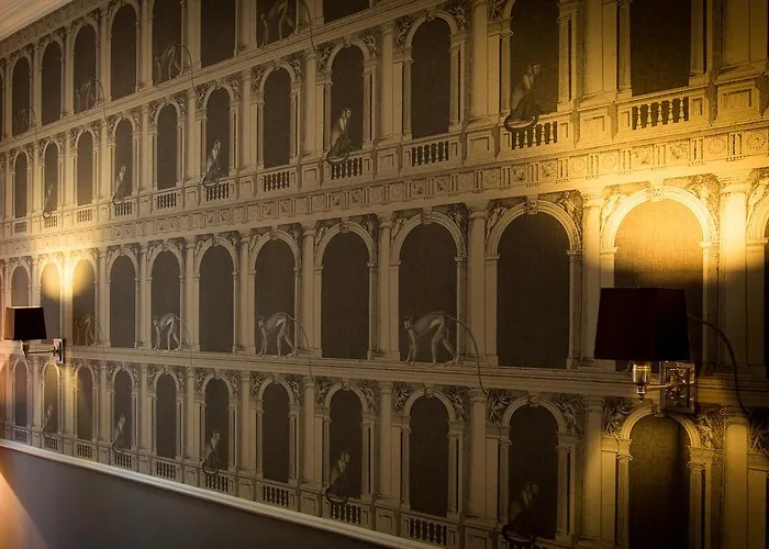 ザ アスコット ホテル