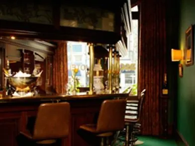 Отель The Ascot 4*