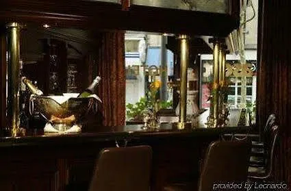 Отель The Ascot