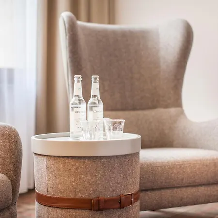 Hotel The Ascot 4*