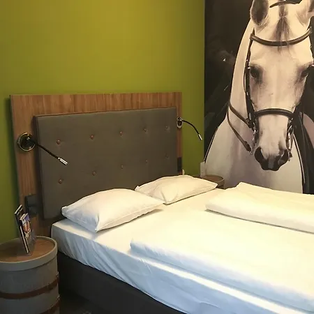 Hotel The Ascot 4*